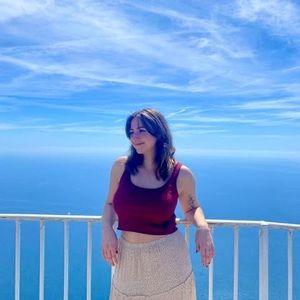 Meet your Posher, Erica